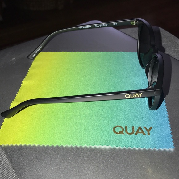 Quay Polarized Blueprint Sunglasses - Picture 5 of 9